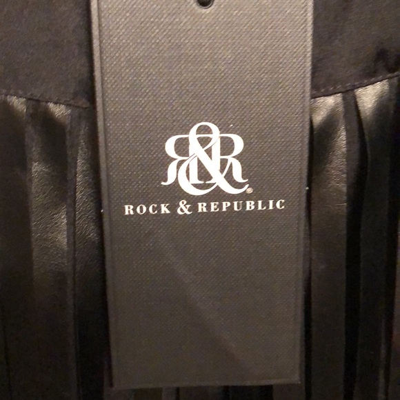 Top - Picture 4 of 8